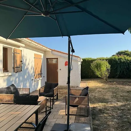 L'echappee Salee - Close To Center - Cozy